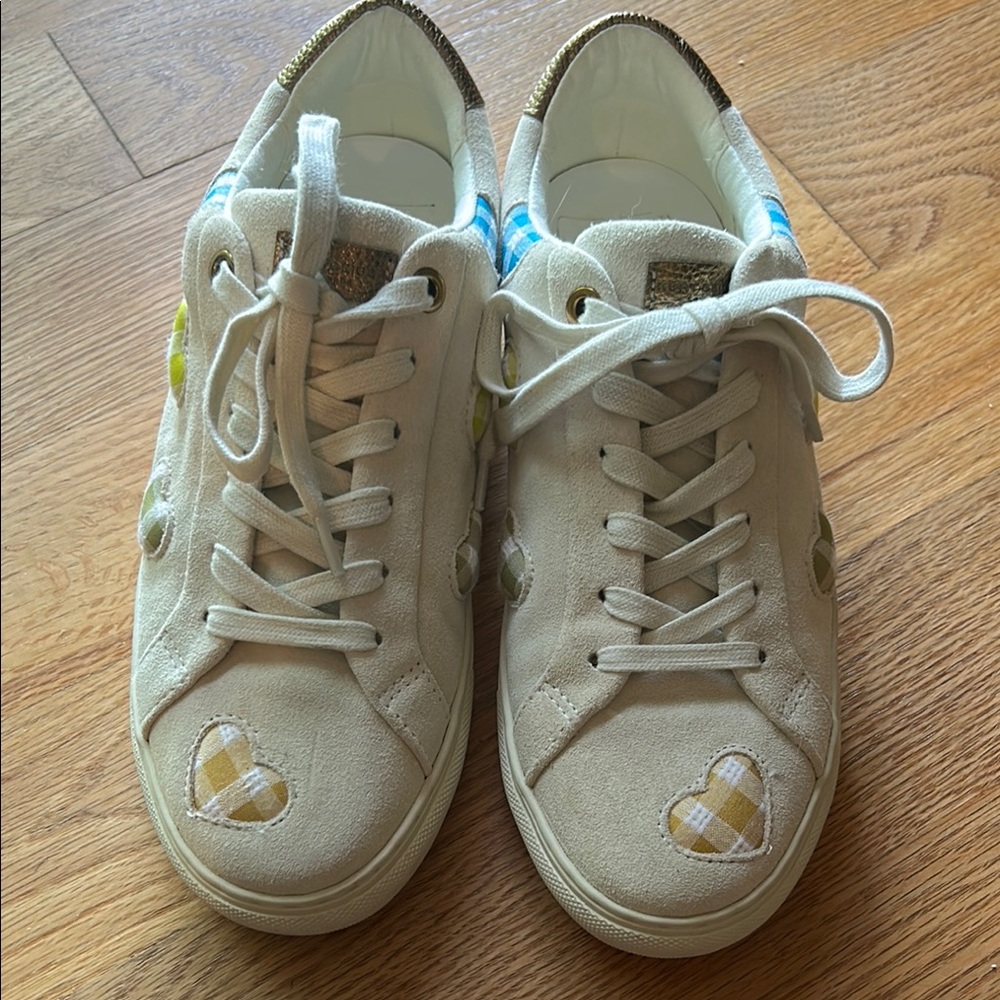 Kurt Geiger size 39 Beige Heart-Patterned Sneakers